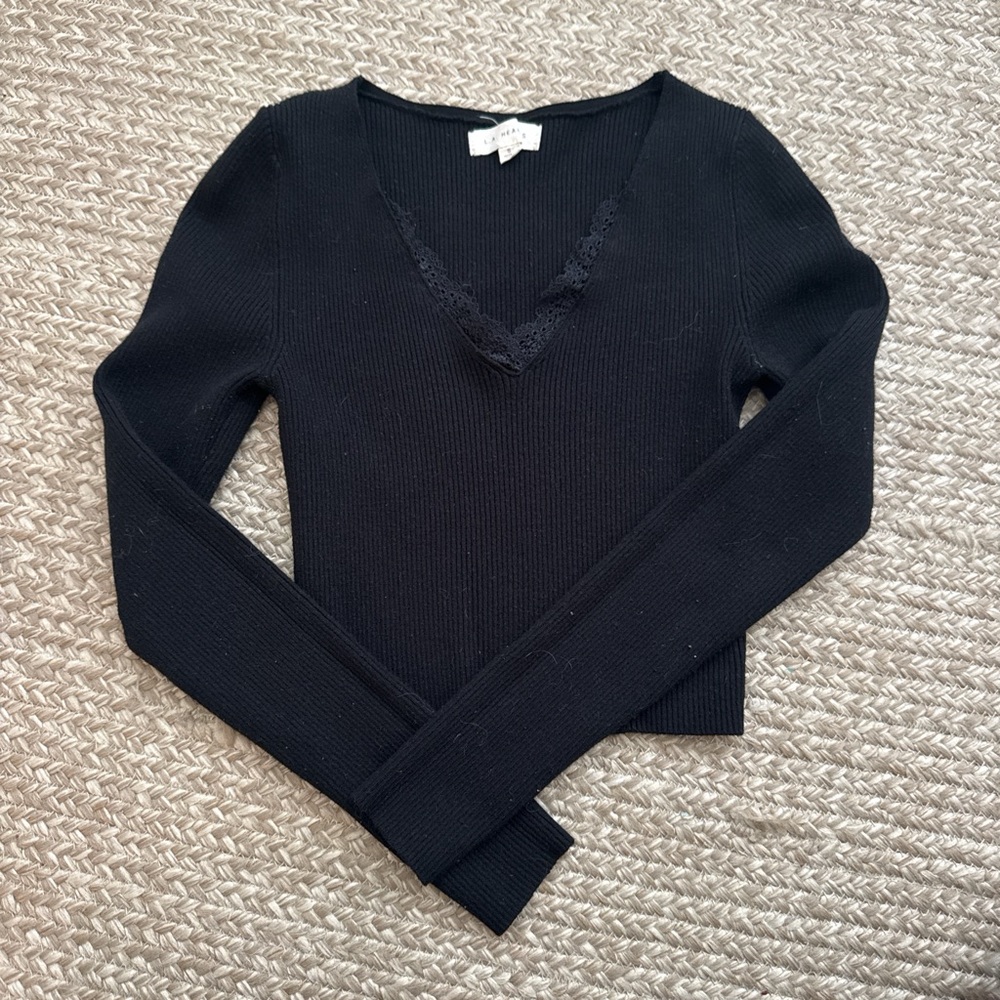 PacSun Black Lace Trim V-Neck Crop Top